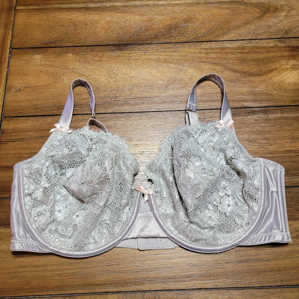 Cacique Underwire Shimmer Lacy Bra - Size 42 DDD